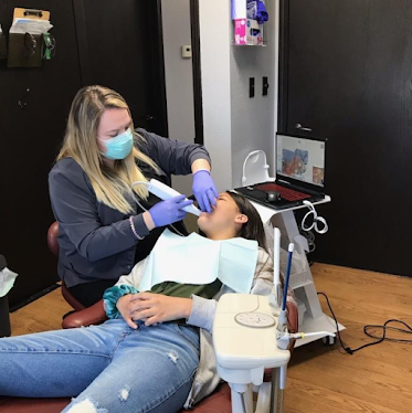 Rapid City Smiles: Implant & Family Dentistry