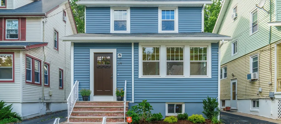 Realty 33