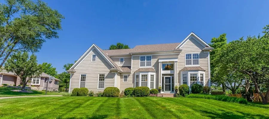 ReeceNichols - The Village Real Estate Agency