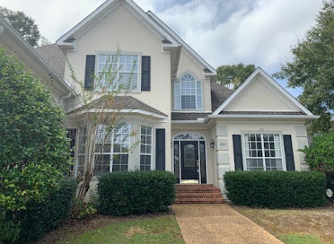 Reeves Realty
