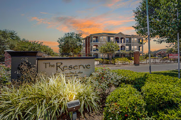 Reserve at Tranquility Lake Apartments