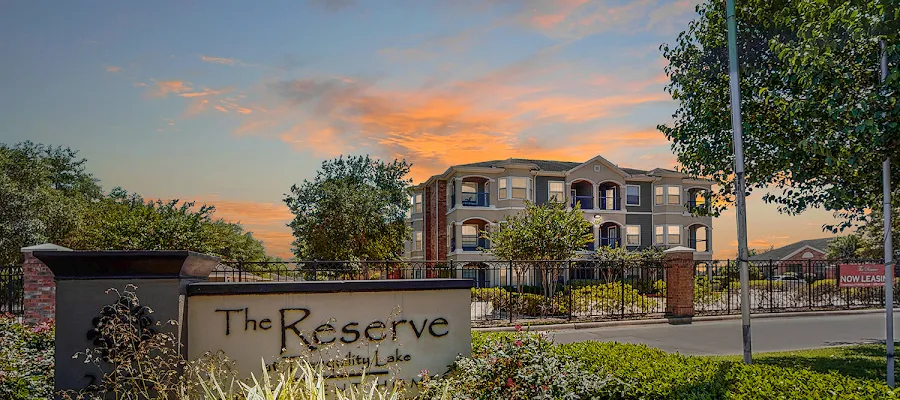 Reserve at Tranquility Lake Apartments