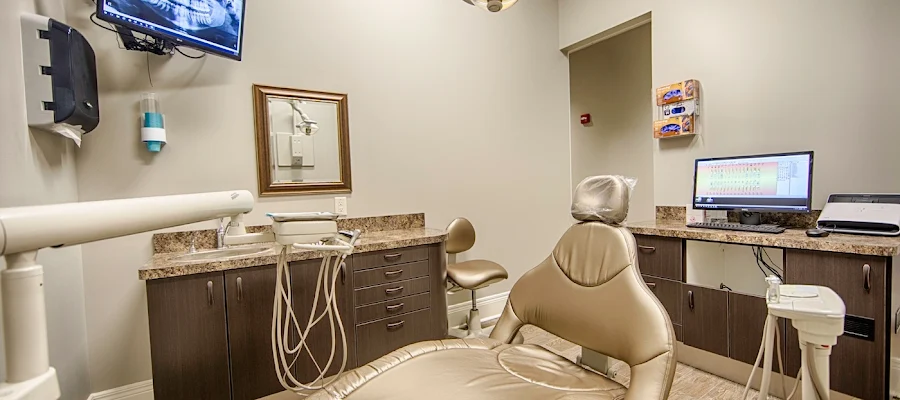 Rhodes & Rhodes Family Dentistry