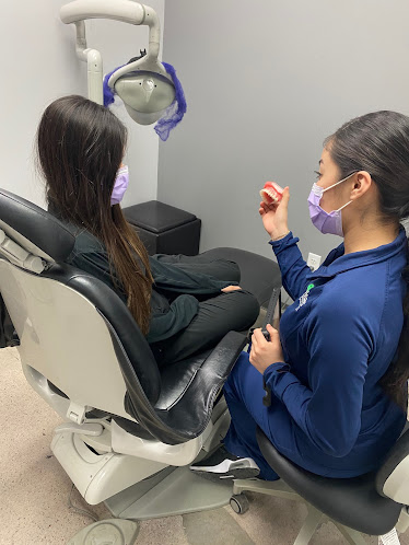 Risas Dental and Braces - Mesa