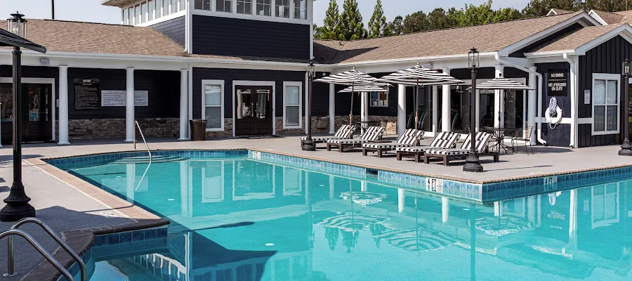 River Pointe Apartments