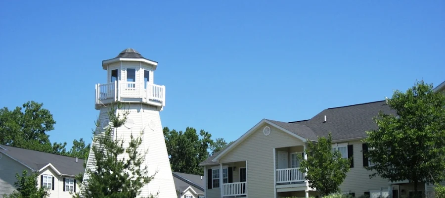 River's Edge Apartments