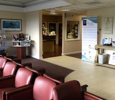 Riverside Eye Center: Brett E. Steinwand, M.D.