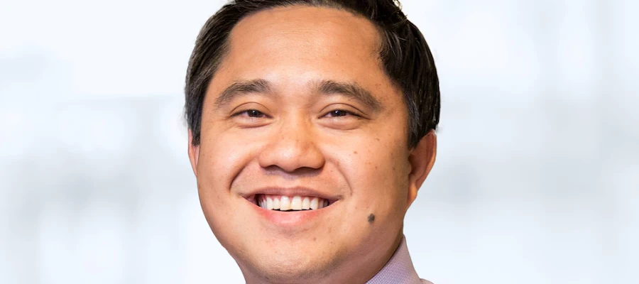 Roald Llado, MD