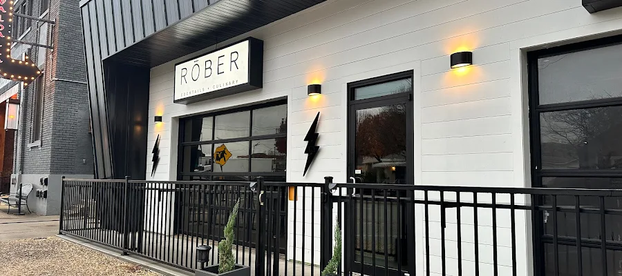 ROBER :: Cocktails + Culinary