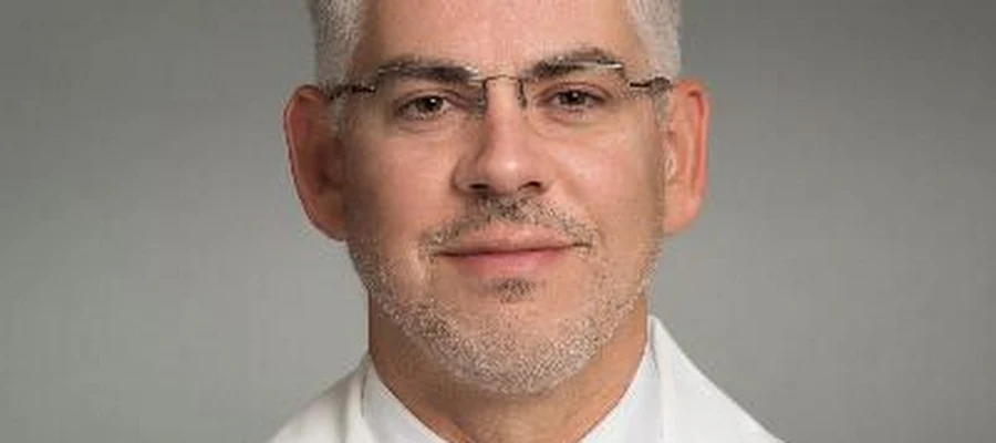 Robert Kelly, MD