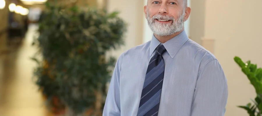 Robert Mayfield, MD