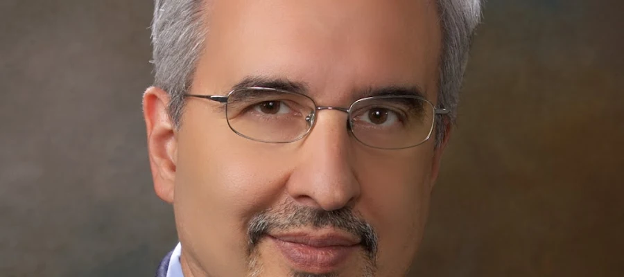 Robert Sanchez, MD