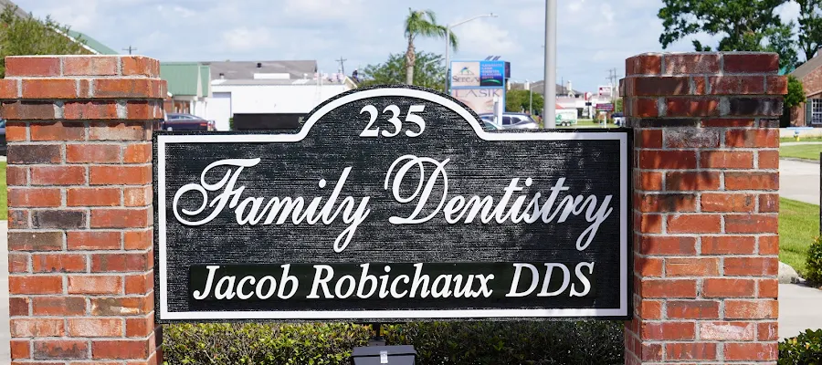 Robichaux Family Dental