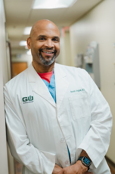 Ronald Anglade, MD