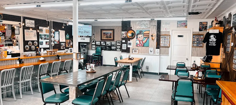 Roosters Meat Barn