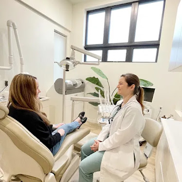 Rosewood Periodontics & Dental Implants (Albany and Dallas, OR)