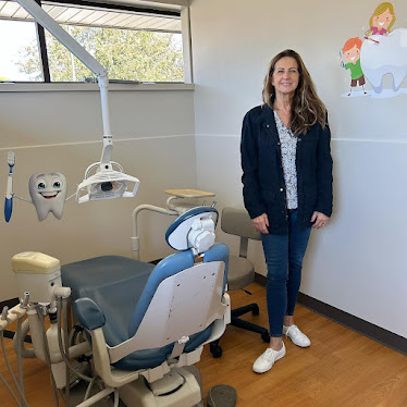 Royal Oak Smiles: Dr. Dolores Baran, DDS