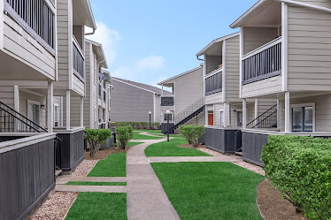 Royal Wildewood Manor Apartments