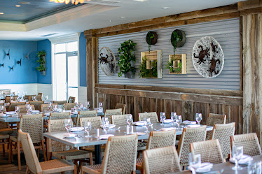 Salt Kitchen & Bar at Hotel LBI