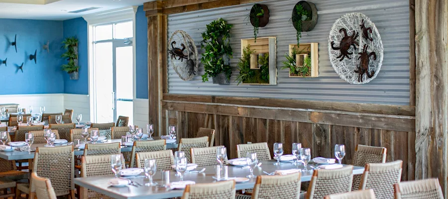 Salt Kitchen & Bar at Hotel LBI