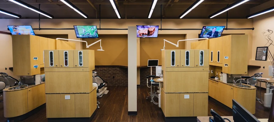 Savage Smiles- Dr. Robert Savage, DDS