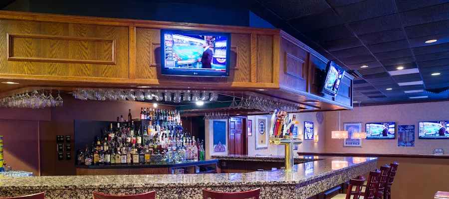 Scorzz Sports Bar & Grill