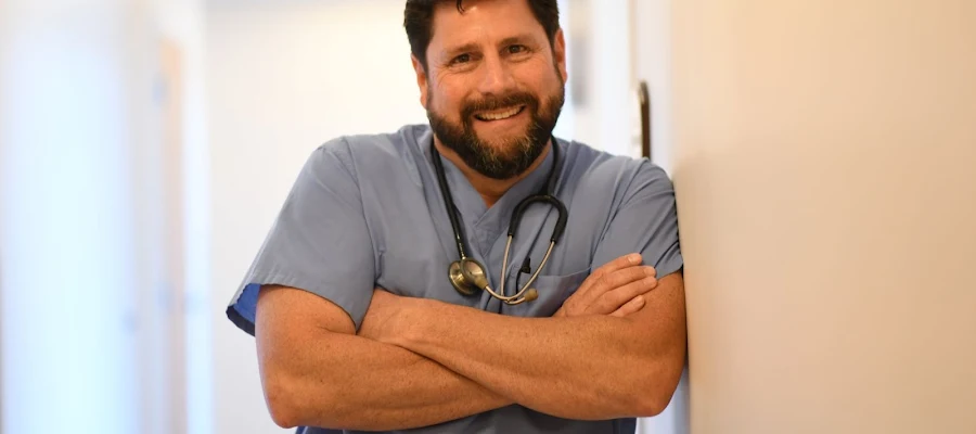 Scott Walker, MD