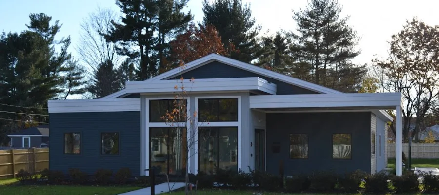 Seacoast Dental Implant & Oral Surgery Center: Dave C. Pak, DMD, MD, PA