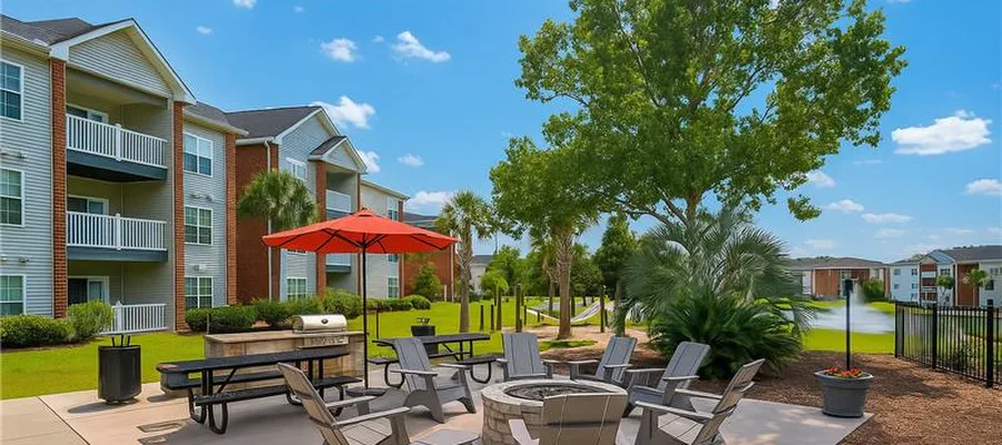Seaside Grove Apartments