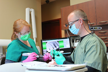 Seven Lakes Dental