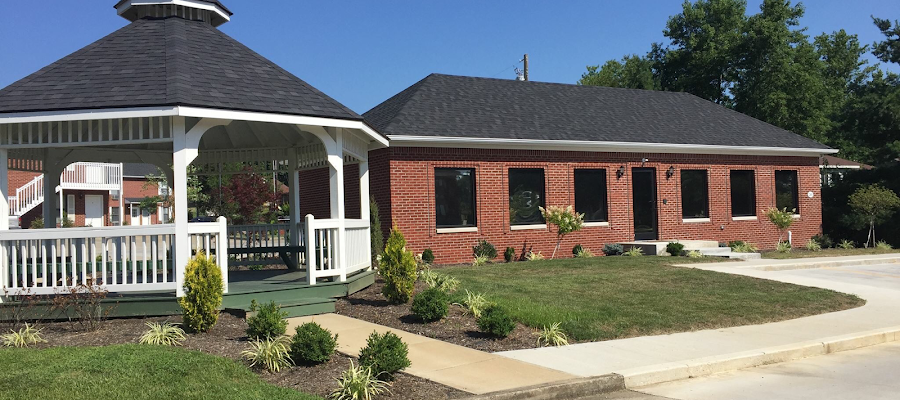Shawnee Trail Apartments