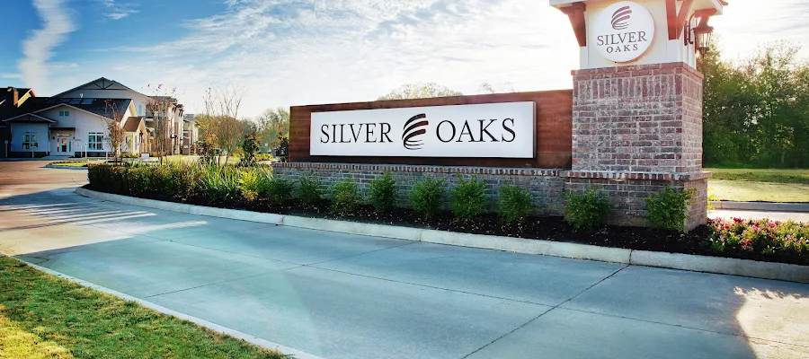 Silver Oaks