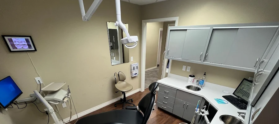 Silvertooth and Whinery Family Dental