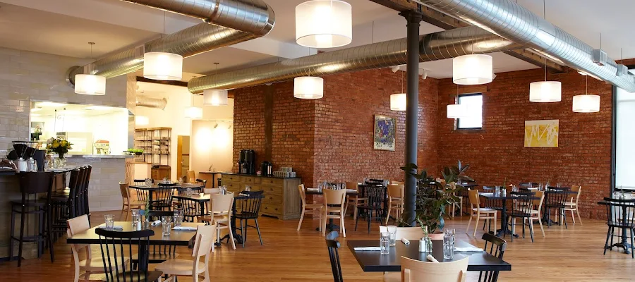 Sleepy Bee Cafe - Oakley