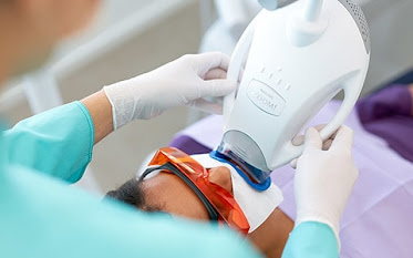 Smile Care Valencia - Robert P. Hedvat, DDS