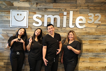 Smile32 Dental