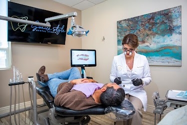 SmileStyle Dental Studio