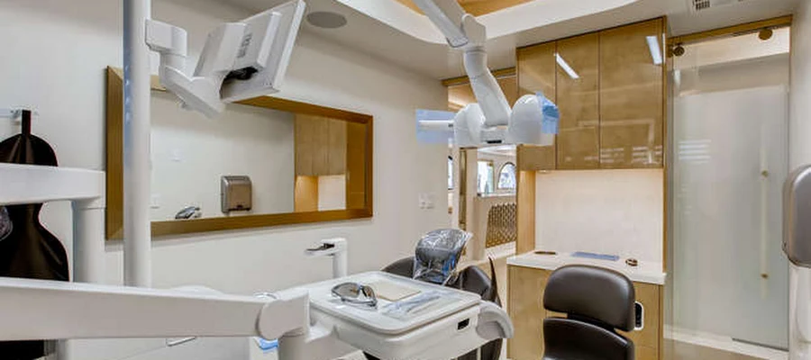 Soft Touch Dental: Dr. Ali Fakhimi, DMD