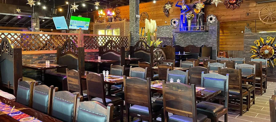 Sol y Luna Mexican Grill