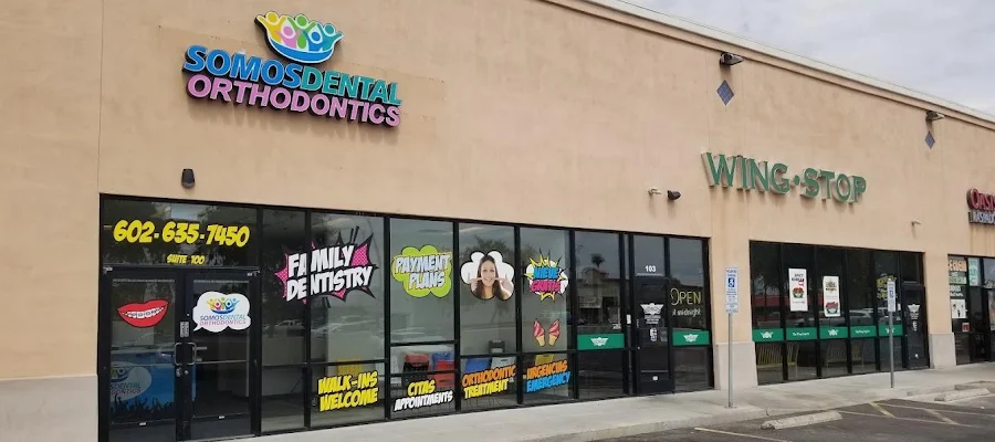 Somos Dental & Orthodontics - Maryvale