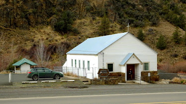 Spoke'n Hostel & Praise Assembly church