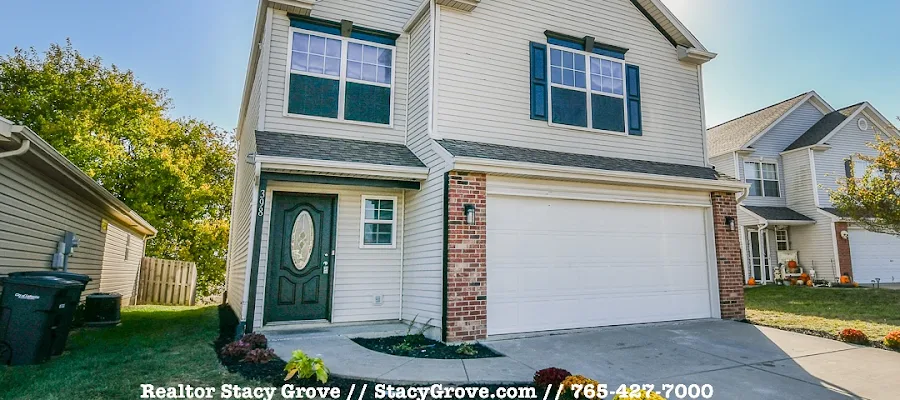 Stacy Grove, REALTOR, The Russell Company