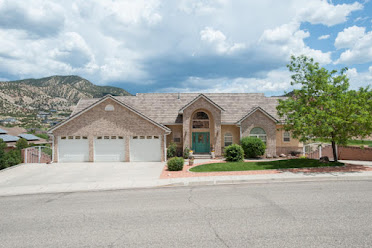 Stratum Real Estate Group
