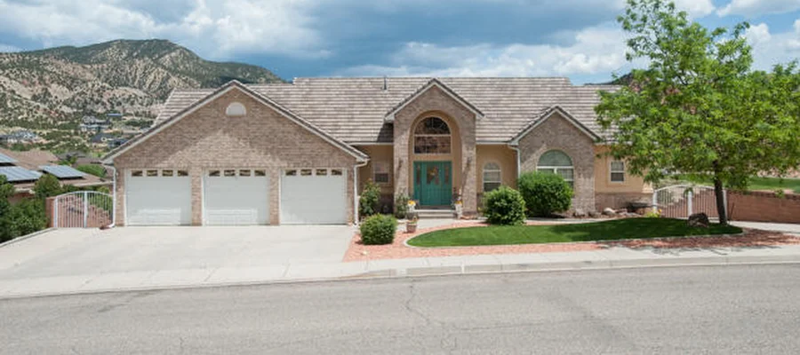Stratum Real Estate Group