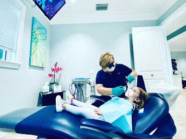 Strupp/Brumm Cosmetic and Restorative Dentistry