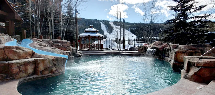 SummitCove Vacation Lodging