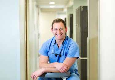 Swiatowicz Dental Associates