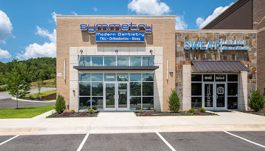 Symmetry Modern Dentistry