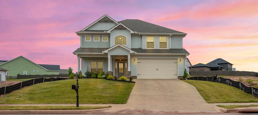 Tamara Fox, Realtor
