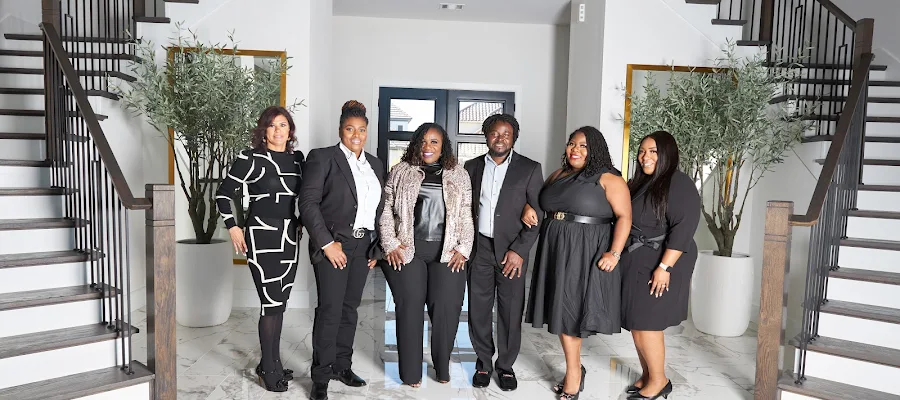 TEAM PETERSON JACKSON REAL ESTATE PROFESSIONALS brokered by eXp Realty LLC